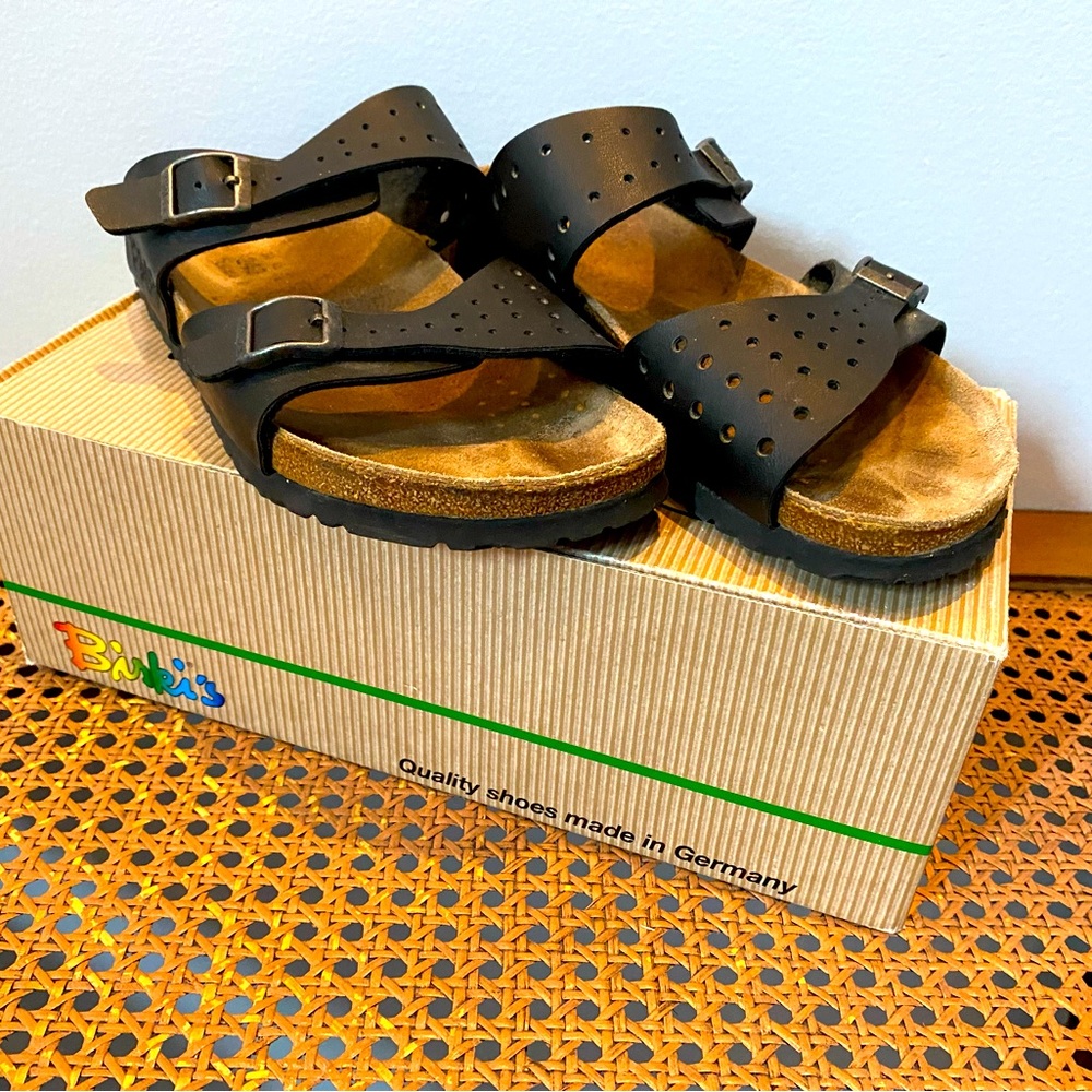 Birki Freeport size 6 ladies / 4 mens